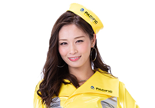 横町 ももこ Yokomachi Momoko