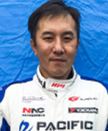 Bドライバー 峰尾 恭輔